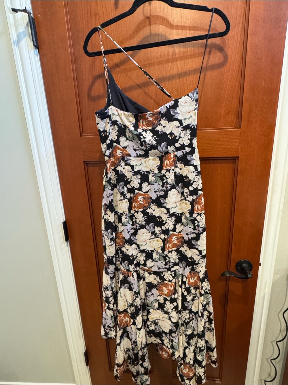 ASTR The Label Emmylou One Shoulder Black and Floral Midi Dress | Size M - Picture 6 of 10